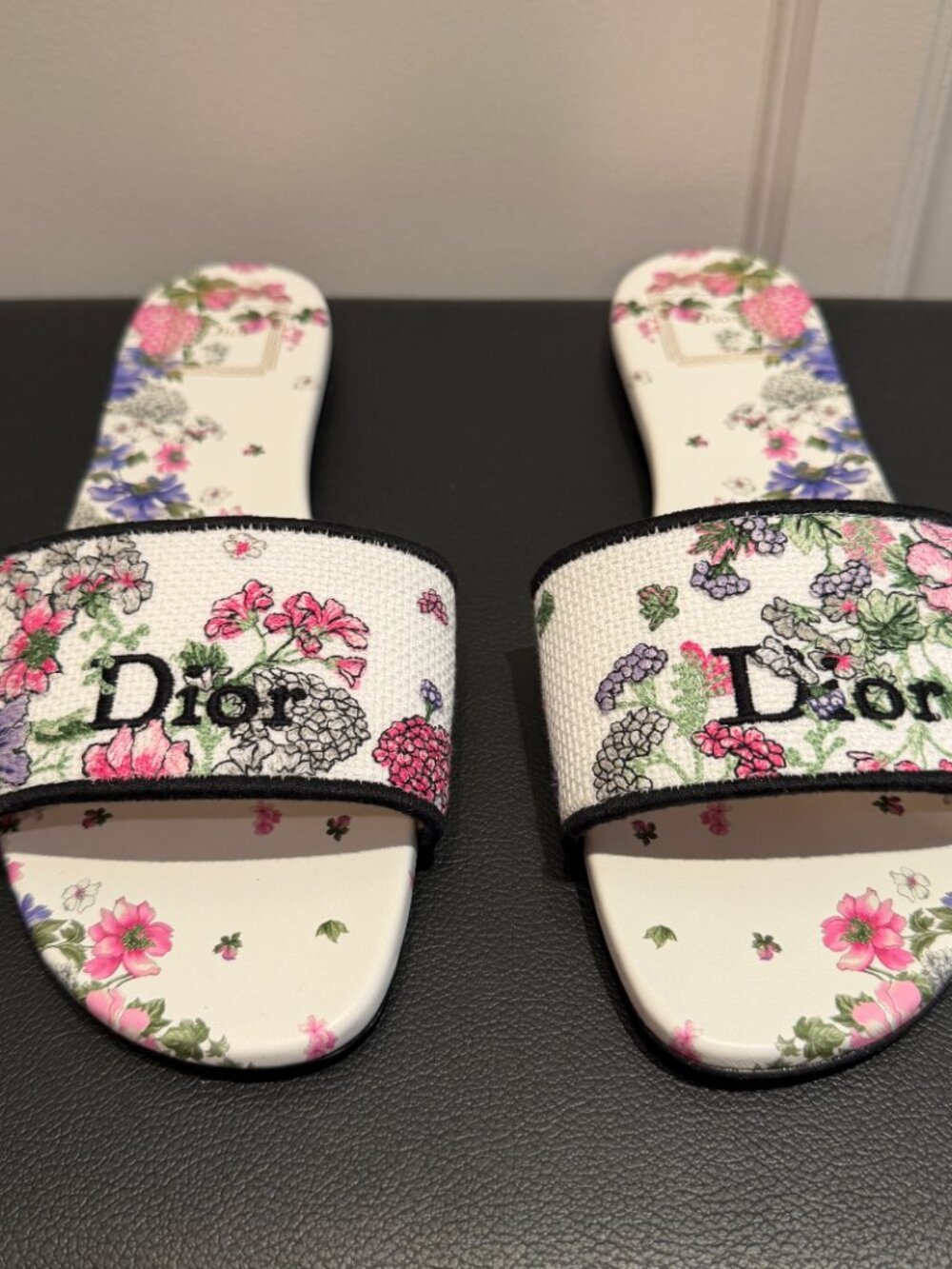 Dior Dway Slide Embroidered Cotton & Multicolor Hortensia Garden Motif Sz 38 - Picture 2 of 8